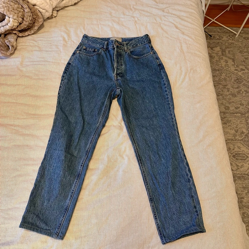 Everlane Curvy 90s Cheeky Straight Jeans - Cropped